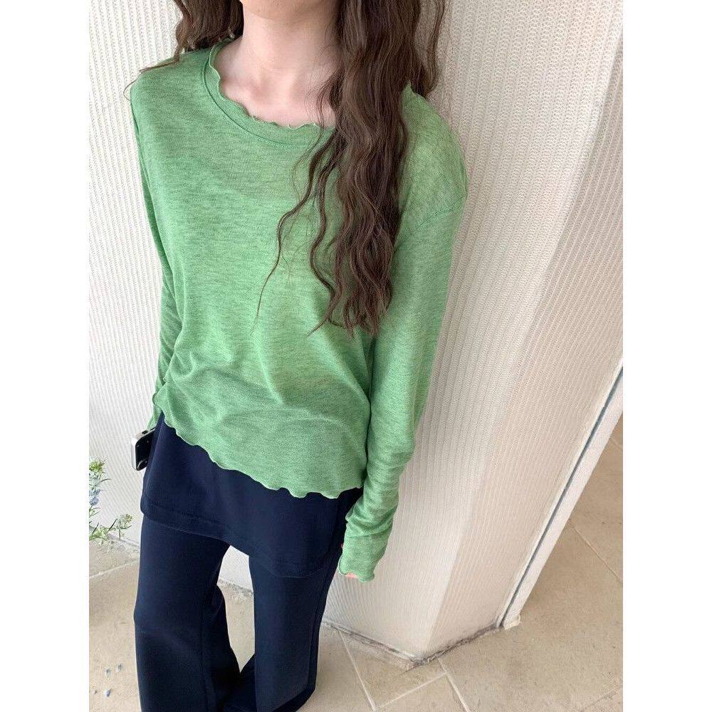Women's Slim-fit Ruffled-neck Lightweight Top