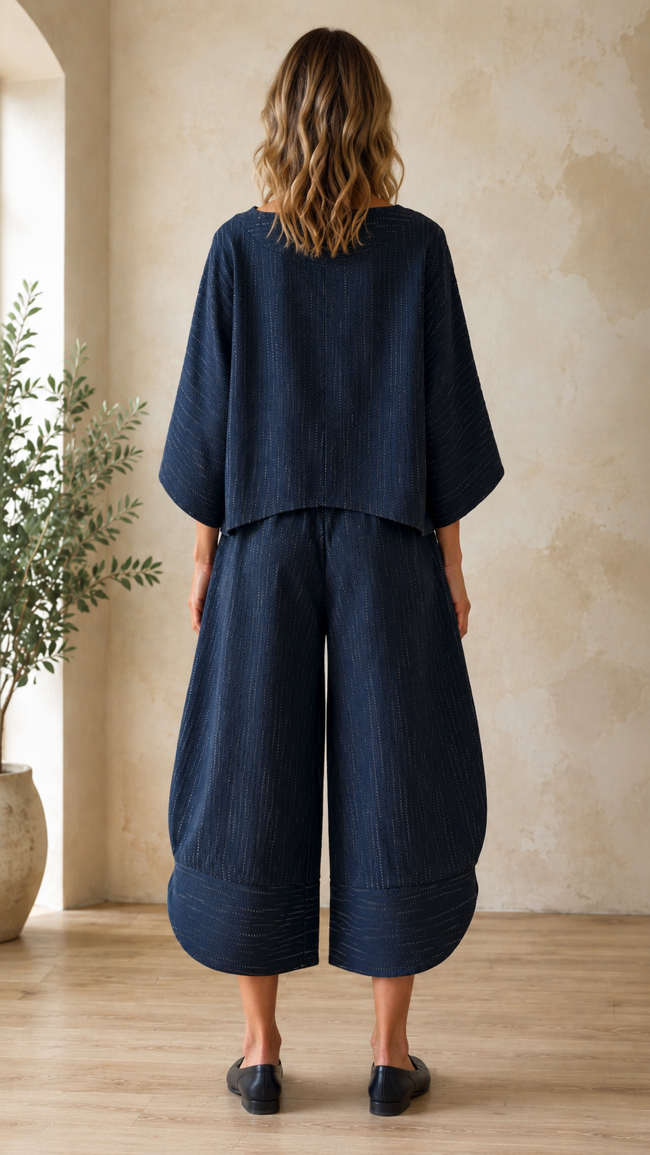 Elegant Textured Two-Piece Top & Wide-Leg Pants Set