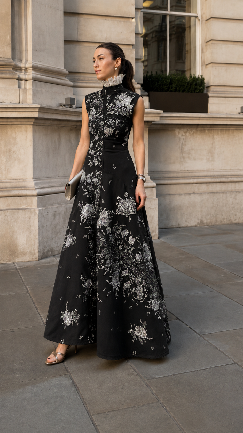 Embroidered Stand Collar Sleeveless Maxi Dress